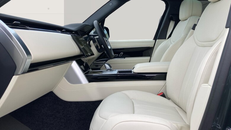 Land Rover Range Rover 3.0 D300 SE 4dr Auto Diesel Estate